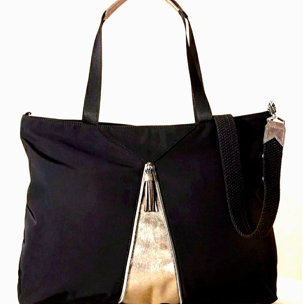 STELLA & DOT Work Hard Play Hard Tote